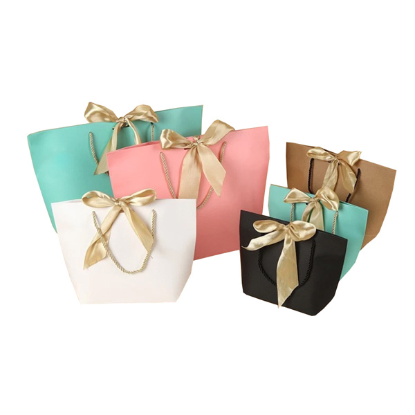Packaging & Bag *Material: paper.<br>
*Handle: 2pcs handles fixed on top.<br>
*Printing: without.

